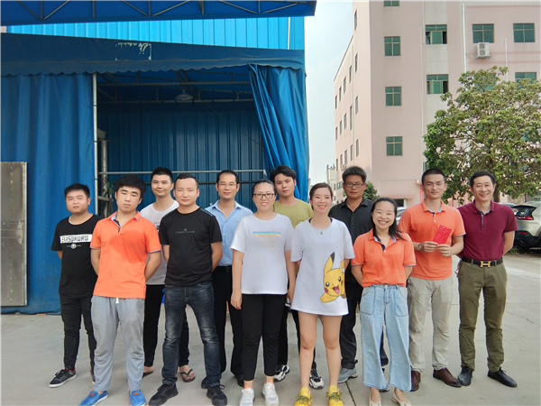 挑戰(zhàn)與激情碰撞，青春與夢(mèng)想同飛——鼎力公司舉行慶“五一”競(jìng)技運(yùn)動(dòng)會(huì)